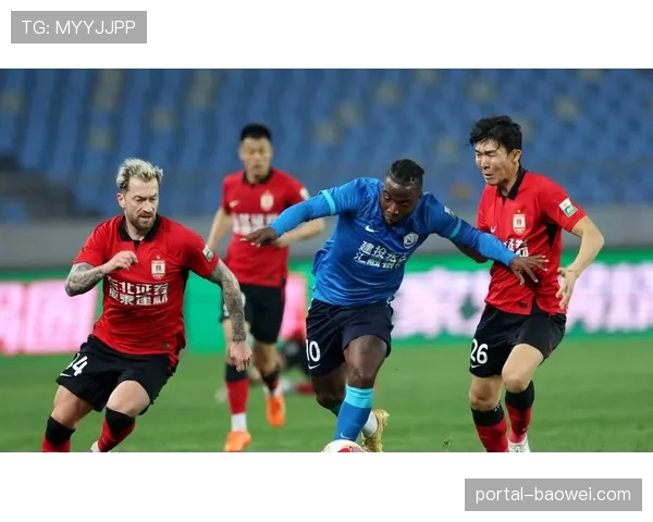 半场：长春亚泰0-0河南队，双方门将均有精彩扑救